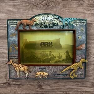 Ark Encounter Animal Kinds on the Ark 3D Frame Fits 4" x 6" Picture Souvenir